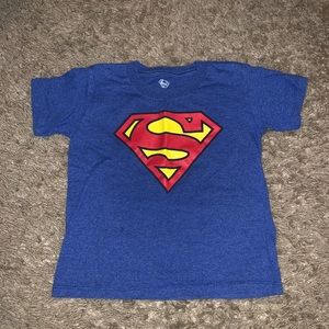 BOY GRAPHIC SUPERMAN TEE SIZE XS